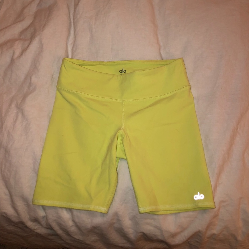 Alo yoga biker shorts